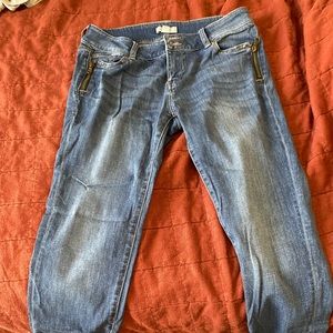 Women’s skinny jeans